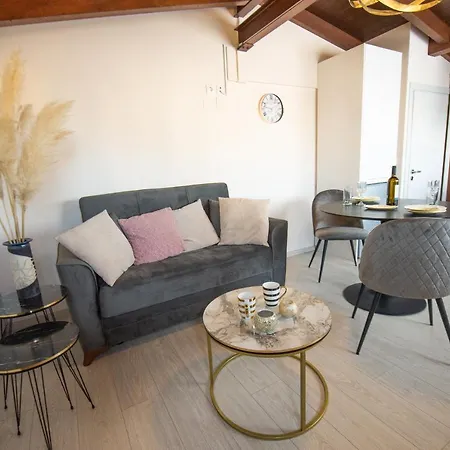 Apartamento Venetian Apartments, 650m From Corfu Port *